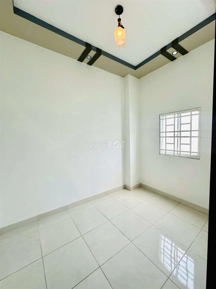 Cho thuê  phun nội thất trệt  2 lầu 