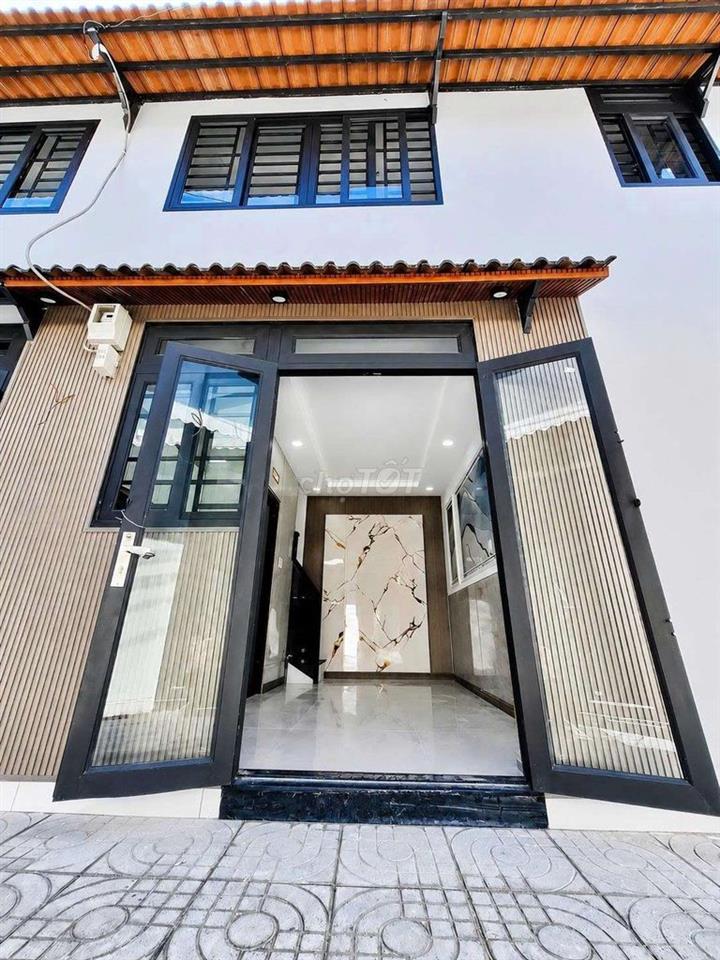 NHÀ QUẬN 12, GẦN CẦU VƯỢT QUANG TRUNG