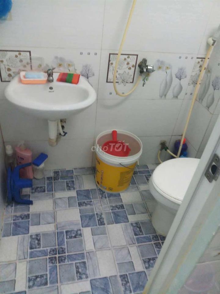 Bán nhà gần MegaMarket Tân Thới Hiệp