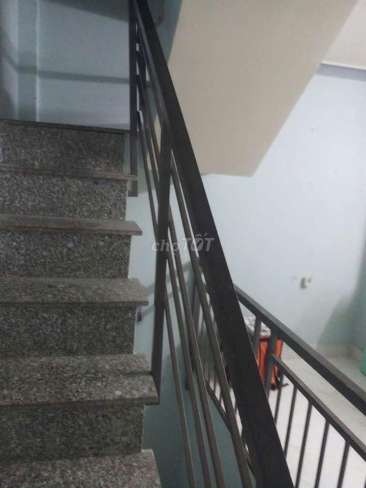 Bán nhà gần MegaMarket Tân Thới Hiệp