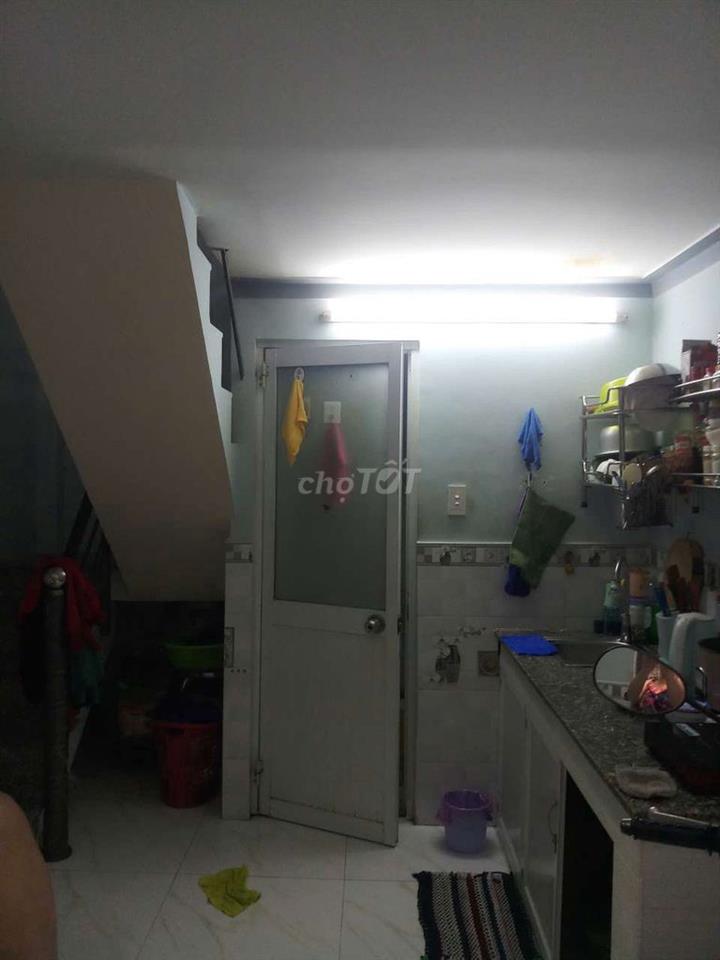 Bán nhà gần MegaMarket Tân Thới Hiệp