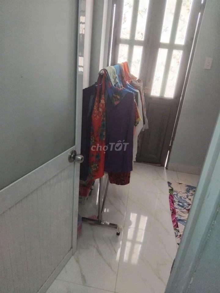 Bán nhà gần MegaMarket Tân Thới Hiệp