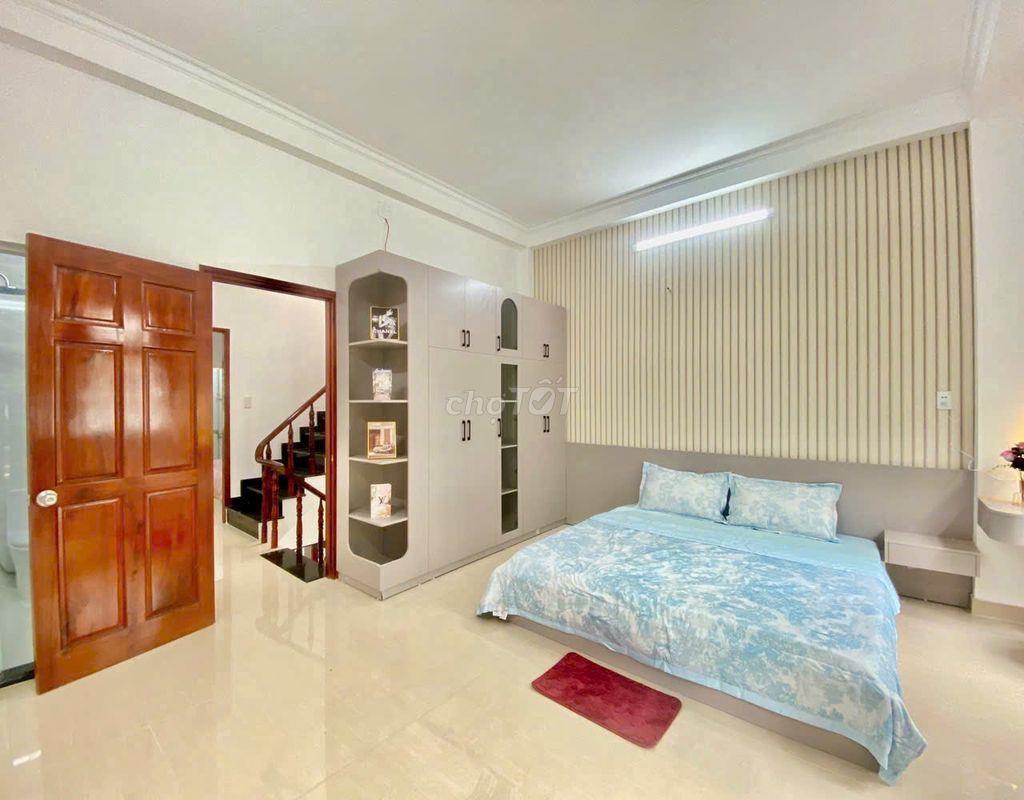 Chính chủ bán nhà 1T2L đúc, hẻm xe hơi Lâm Thị Hố, khu nhà lầu an ninh