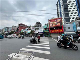 Cho Thuê Nhà Ngay Đèn Xanh Đỏ Ngã 4 Luỹ Bán Bích , Tân Phú
