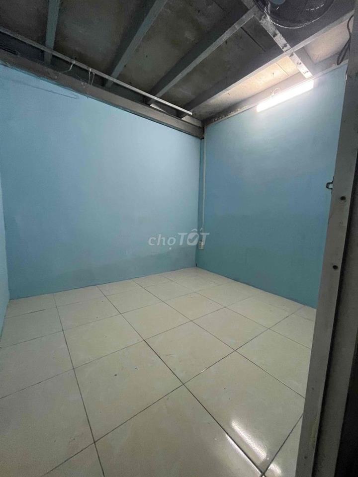 Cần cho thuê phòng địa chỉ 500/74 đoàn văn bơ p Khánh Hội TPHCM