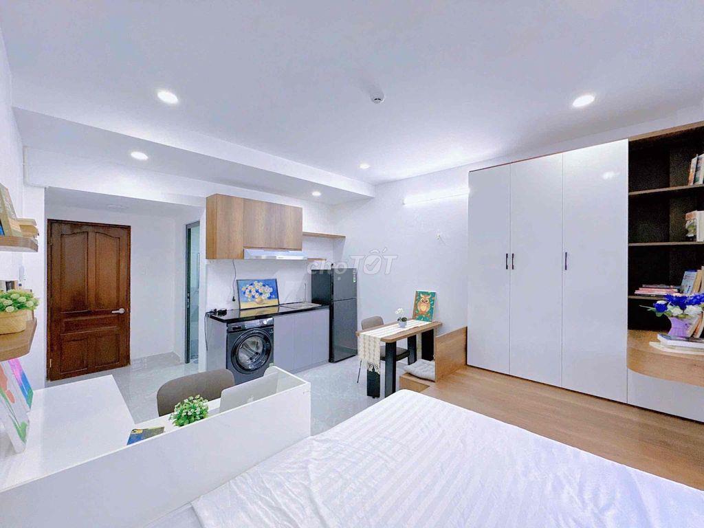 ⬆  766/ Sư Vạn Hạnh, Q10 Phòng 402, studio cửa sổ