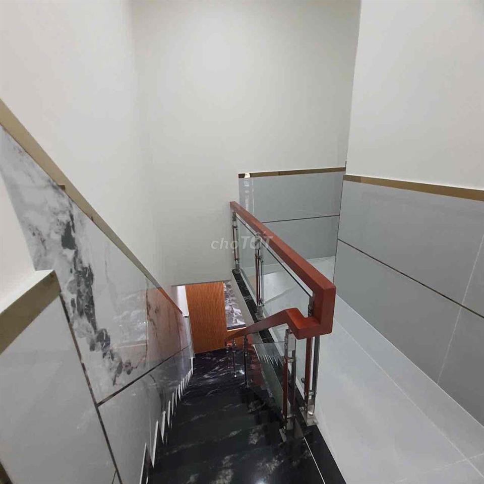 ( 107ET Lạc Long Quân, P3, Quận 11)  Quận 11
