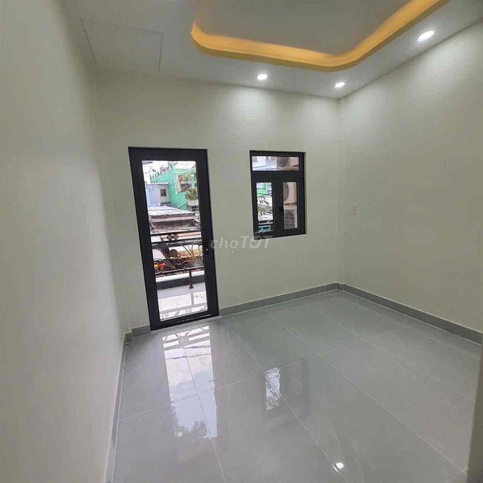 ( 107ET Lạc Long Quân, P3, Quận 11)  Quận 11