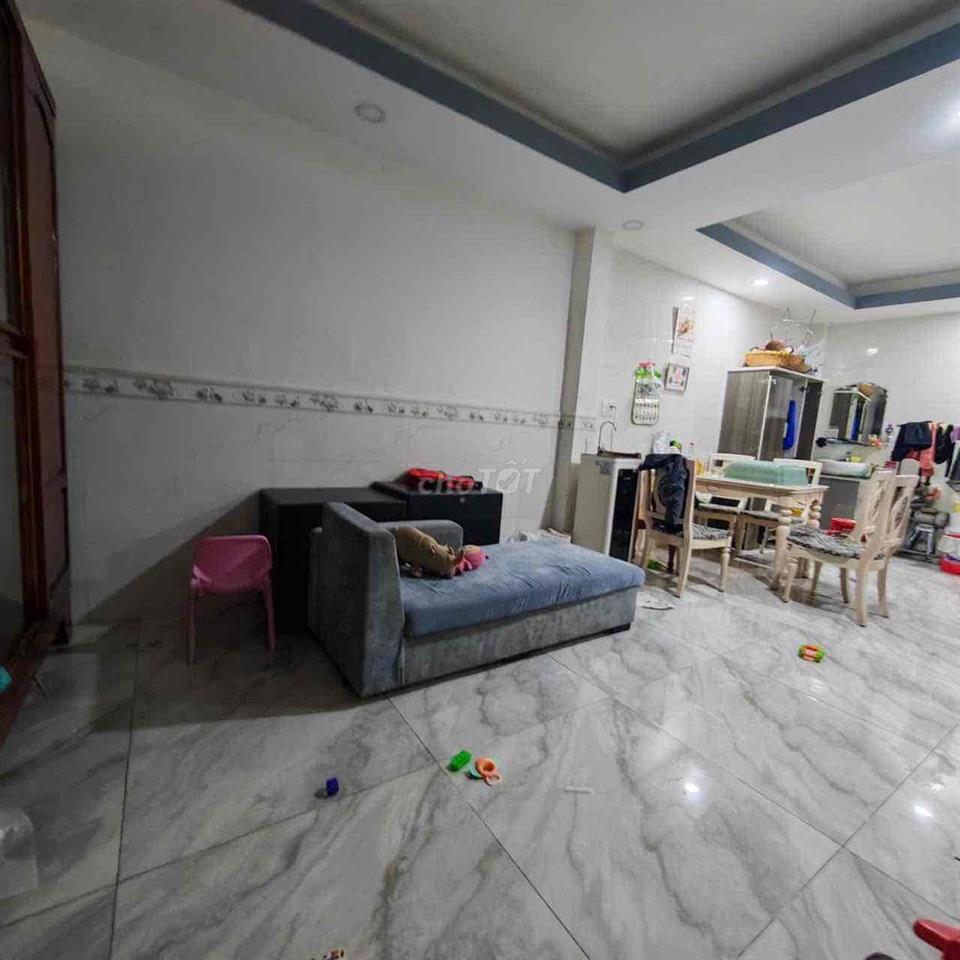 Chính Chủ Cần cho thuê nhà Mặt tiền KD số 134 Lý Nam Đế , Phường 7 ,
