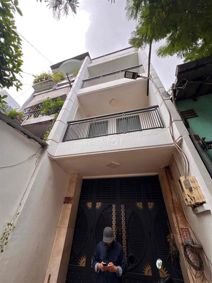 Nguyên căn mặt tiền Cao Xuân Dục