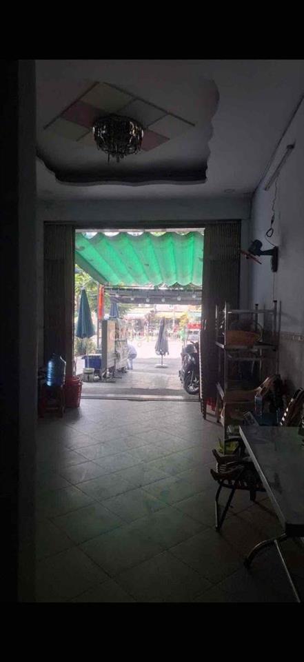 mặt bằng kinh doanh hoặc mở văn phòng cũng được ạ