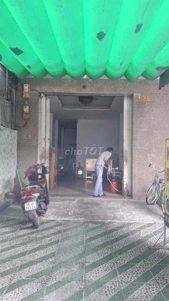 mặt bằng kinh doanh hoặc mở văn phòng cũng được ạ