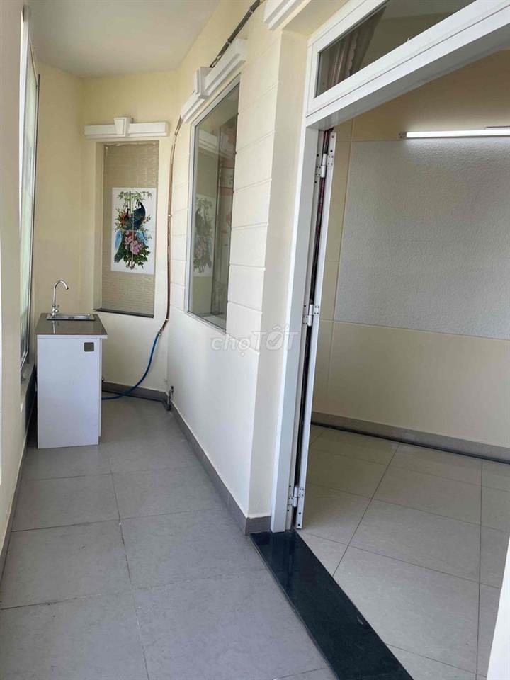 Phòng đẹp ngay đường 42 với 23 khu Binh Phú Q6