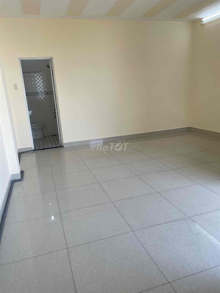 Phòng đẹp ngay đường 42 với 23 khu Binh Phú Q6
