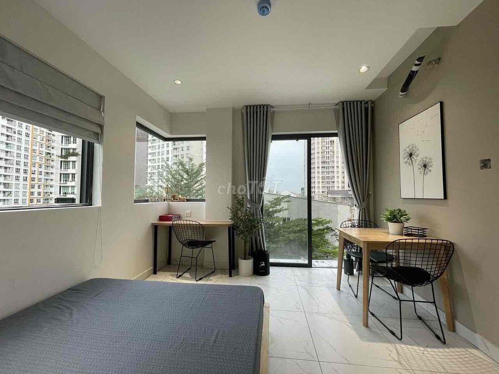 Cho thuê căn hộ studio ban công 35m2 chỉ 5tr2 gần ĐH UFM, PHÚ MỸ HƯNG