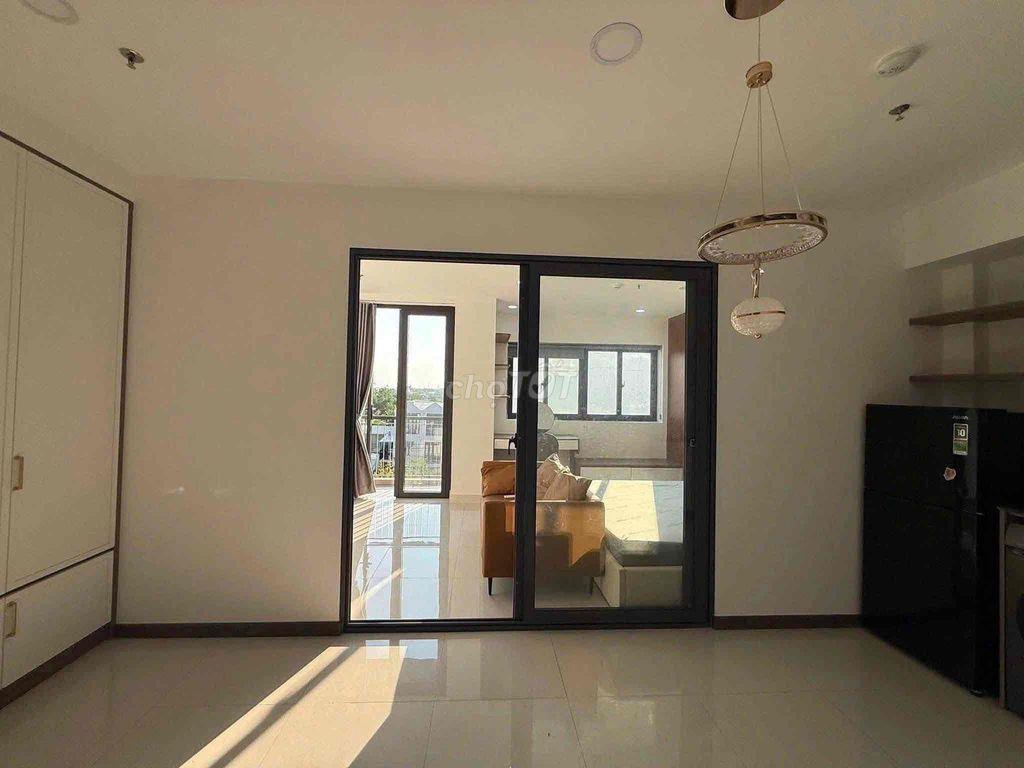 Cho thuê căn hộ 1PN tách bếp 45m2 chỉ 7tr5 gần LOTTE MART, RMIT, NTTU