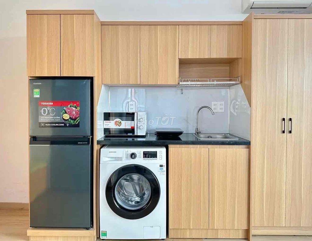 Cho thuê căn hộ studio ban công 35m2 chỉ 5tr2 gần LOTTE MART, RMIT,TDT