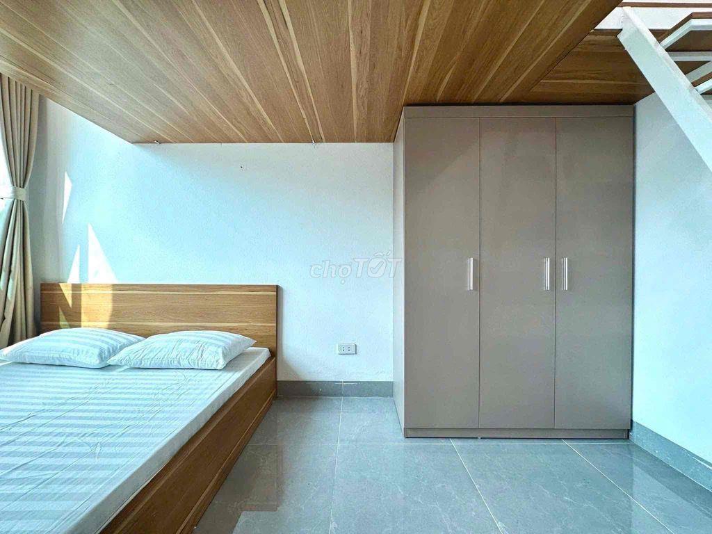 Cho thuê căn hộ duplex 2 chỗ ngủ ở được 3-4 bạn chỉ 6tr6 gần ĐH UFM