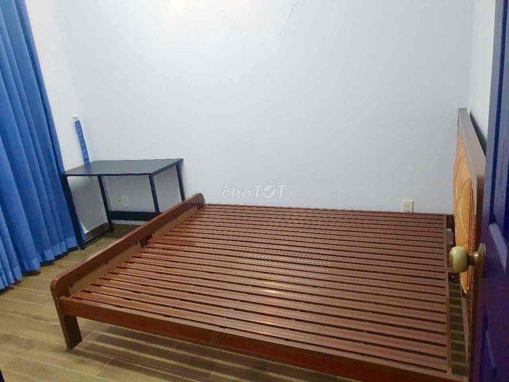 Cần pass căn 2PN ,2 wc Chung cư Hưng Vượng 2