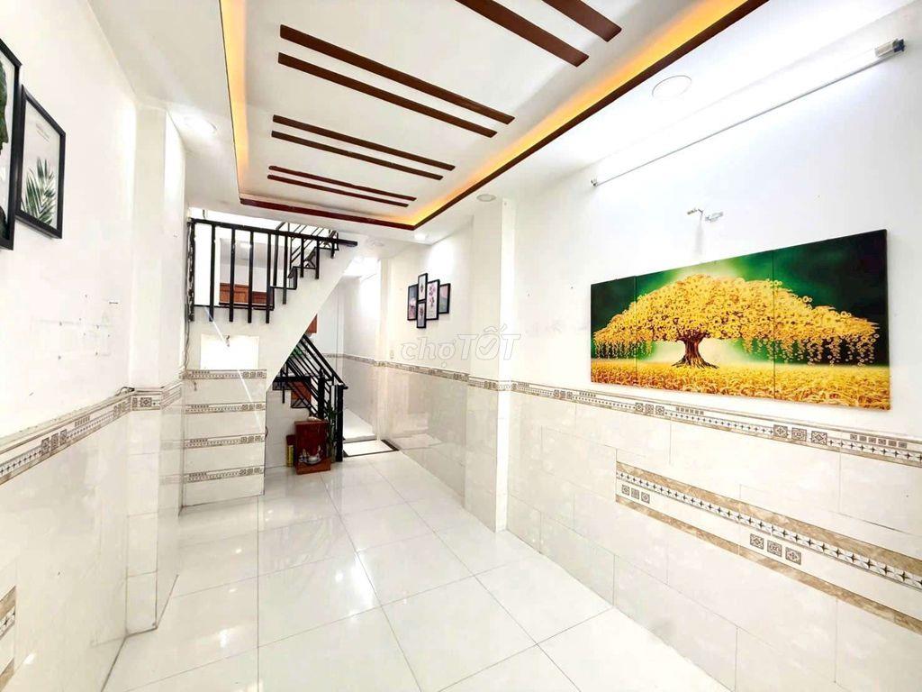Bán nhà 2 phòng Lâm Văn Bền
