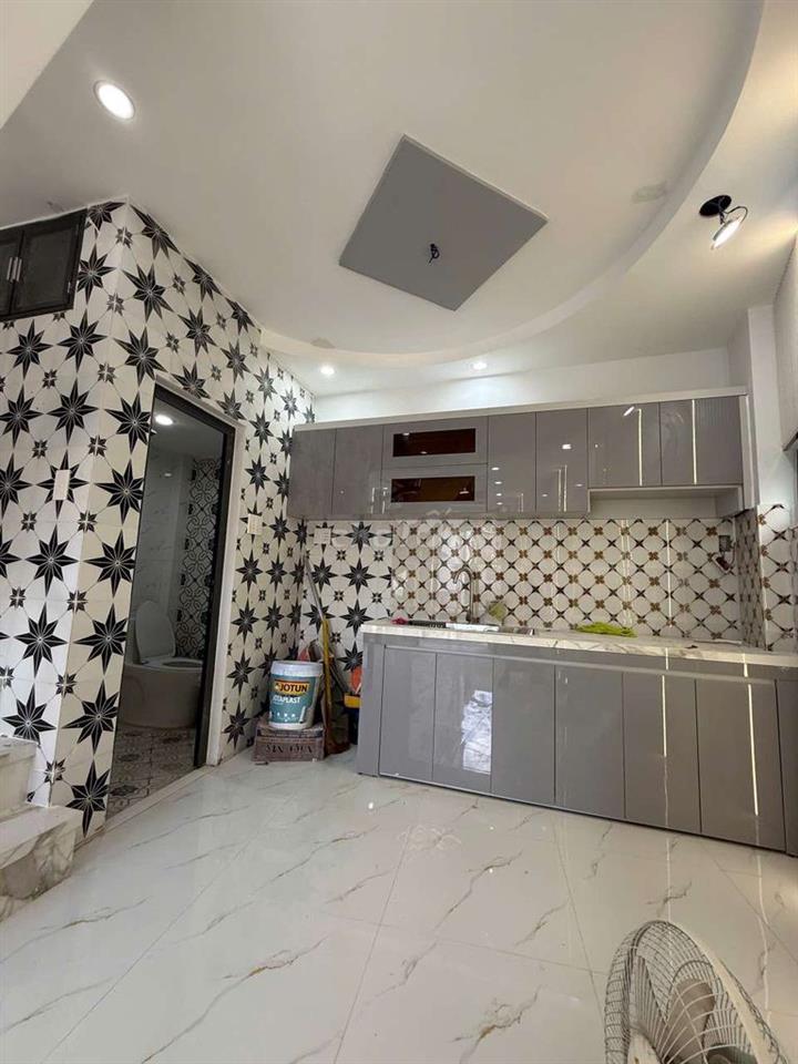 Nhà hẻm xe hơi quận 7