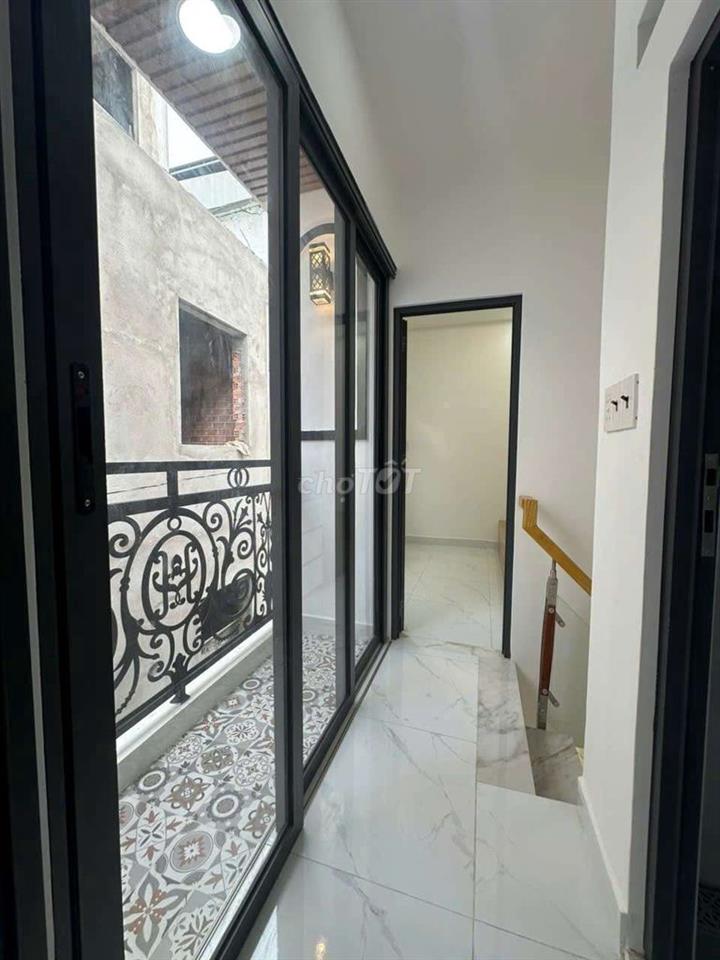 Nhà giá tốt khu vip Lâm Văn Bền quận 7