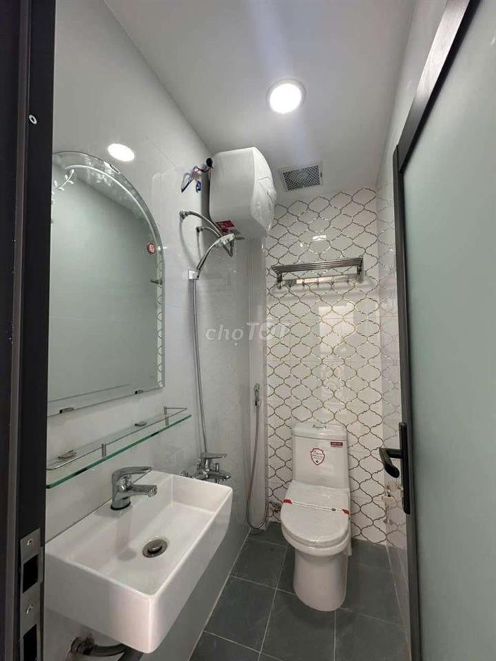 Nhà giá tốt khu vip Lâm Văn Bền quận 7