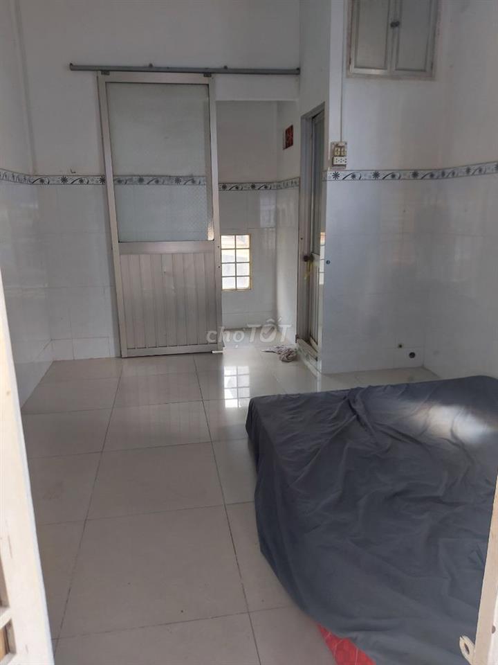 Nhà cho thuê, 1 trệt, 1 lầu gần chợ Tân Mỹ