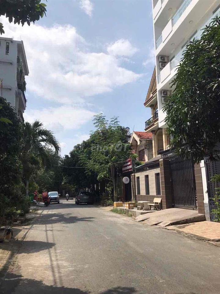 PHÒNG TRỌ GIÁ RẺ MẶT TIỀN ĐƯỜNG SỐ 43, LÂM VĂN BỀN