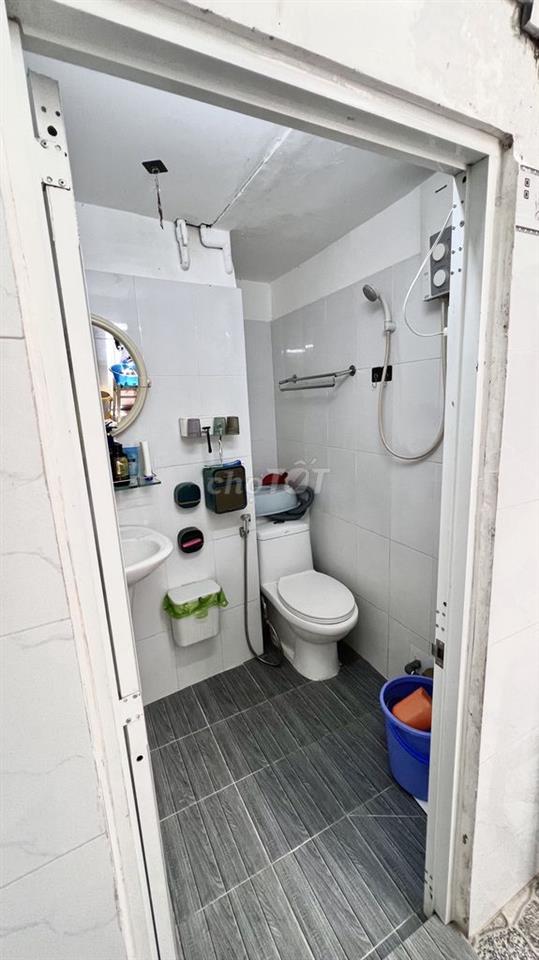 CHO THUÊ PHÒNG TRỌ ÂU DƯƠNG LÂN - QUẬN 8 (SẠCH SẼ, TOILET RIÊNG)