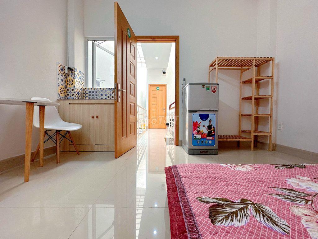 Studio full NT, Thép Mới, Hoàng Hoa Thám