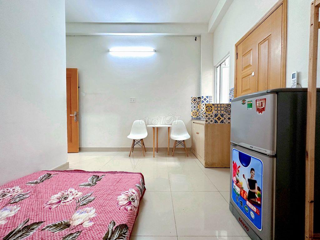 Studio full NT, Thép Mới, Hoàng Hoa Thám
