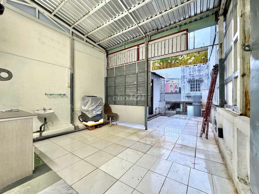 1 PN tách bếp, sân rộng, cạnh ĐH Văn Hiến, Nguyễn Bá Tuyển, Tân Bình