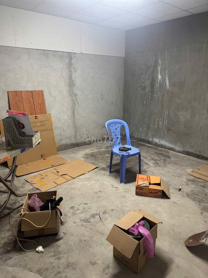 Chính chủ cho thuê Kho 250m2 khu vực Bình Tân
