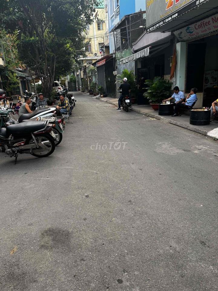 Cho Nam thuê phòng trọ