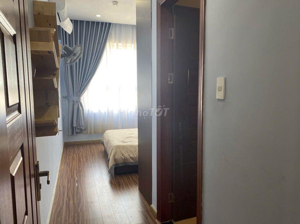 cần bán căn hộ chung cư Richstar 2 PN, 2 TL, view Hòa Bình