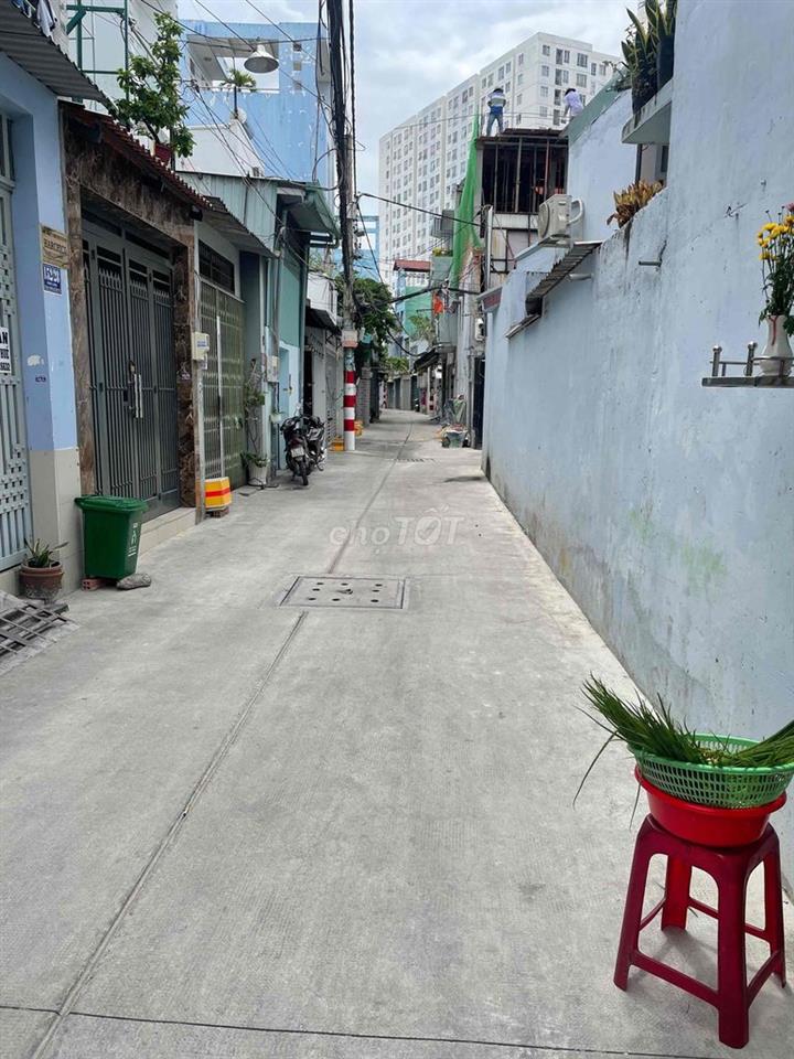 nhà cần bán