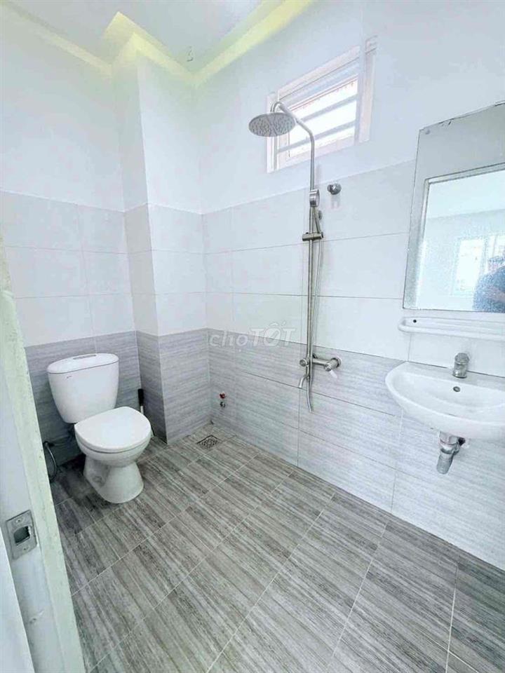 Cần bán gấp căn nhà 3 tấm tại 763/5/18/9 Trường Chinh