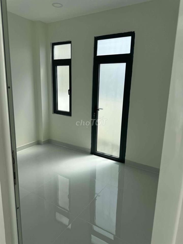 cho nữ thuê phòng quận Tân phú