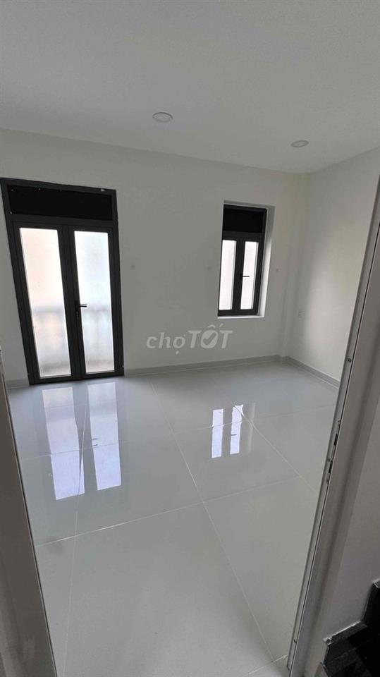 cho nữ thuê phòng quận Tân phú