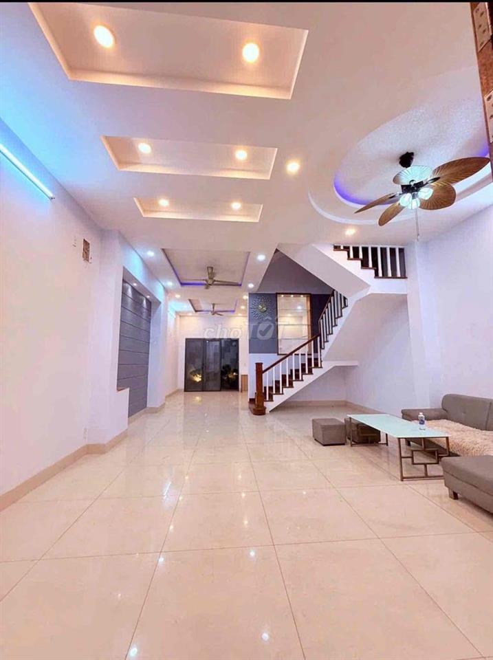 Hẻm 6m Nguyễn Sơn, 3 Tấm, 6 x 18m, 4 Phòng Ngủ, 4wc, sân Thượng