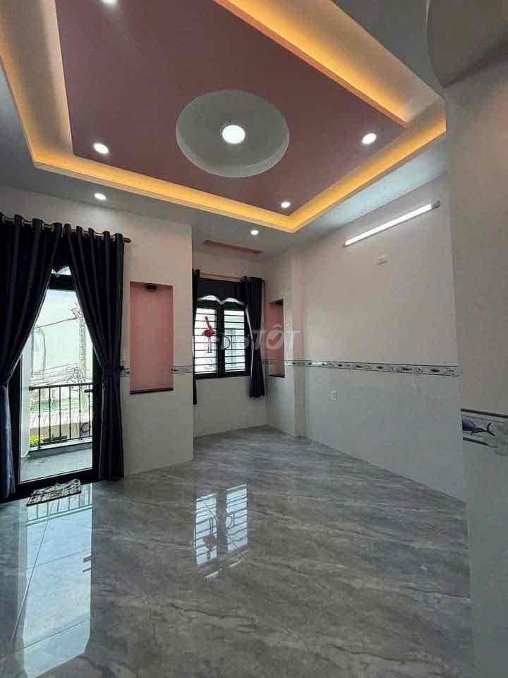 Hẻm 6m Thông Tô Hiệu, 2 Lầu, 4 x 16m, 3 Phòng Ngủ, 3 wc, Sân Thượng