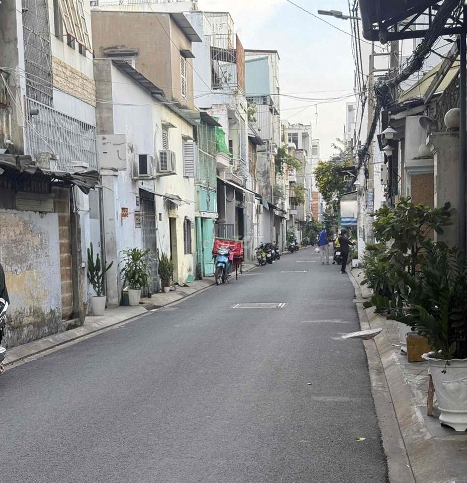 Hẻm 6m Thông Phú Thọ Hoà,, 3 Tấm, 4 x 18m, 4 Phòng, 4 wc