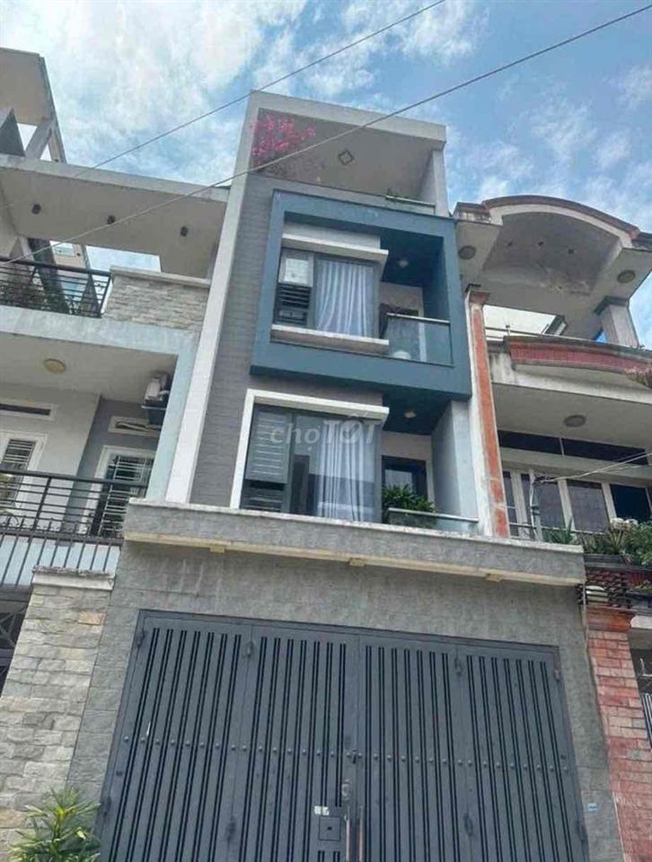 Mặt Tiền Khu Họ Lê & Nguyễn Sơn, 3 Tấm, 4 x 20m, 4 Phòng Ngủ, 4 wc