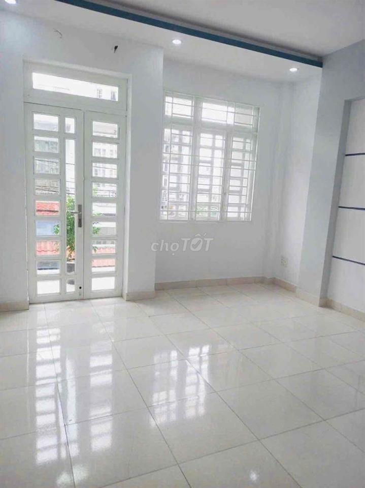 Hẻm 6m đường TÂN HƯƠNG, 3 Tấm, 4 x 16m, 4 Phòng Ngủ, 4 wc, Sân Thượng