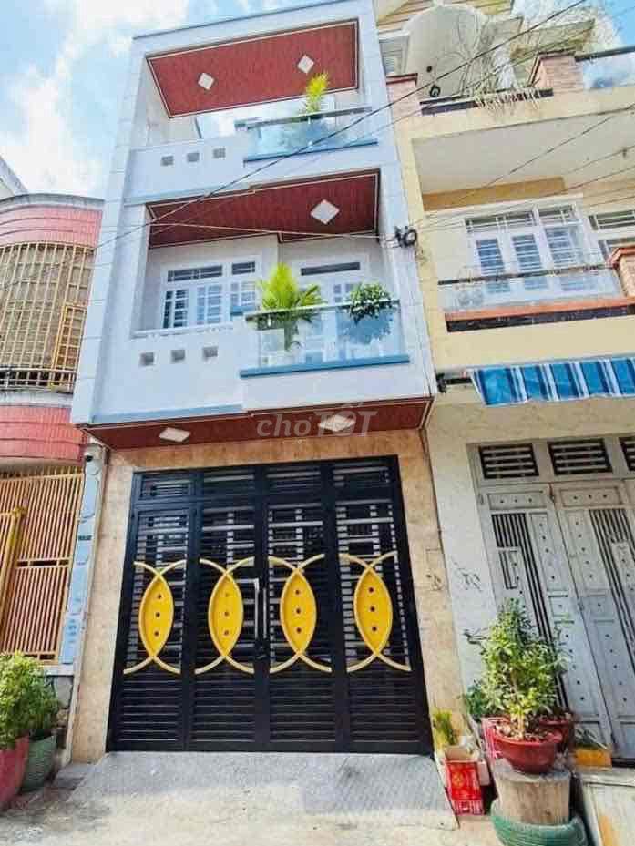 Hẻm 6m Tân Hương, 3 Lầu, 4 x 16m, 4 Phòng Ngủ, 4 wc, sân Thượng