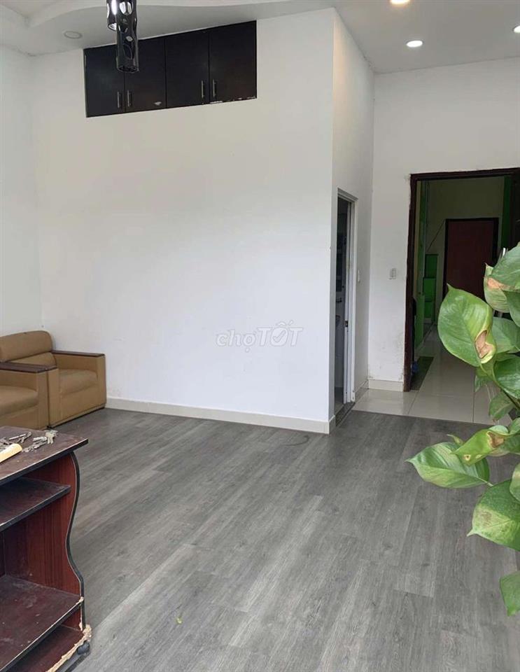 Sang CHDV 8Pn,3 lầu, giá Thuê 12tr, lợi nhuận 11tr, Ký Công Chứng