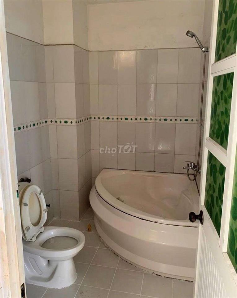 Sang CHDV 8Pn,3 lầu, giá Thuê 12tr, lợi nhuận 11tr, Ký Công Chứng