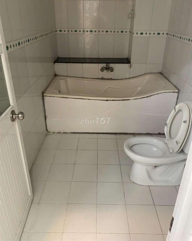 Sang CHDV 8Pn,3 lầu, giá Thuê 12tr, lợi nhuận 11tr, Ký Công Chứng