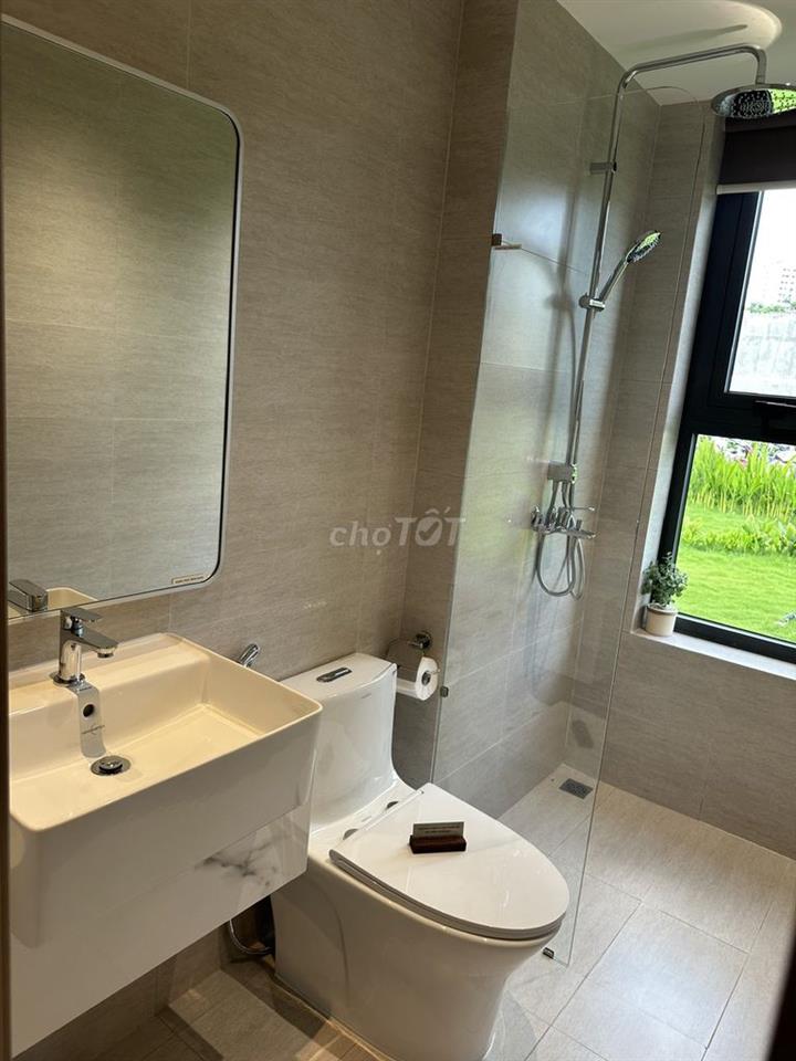 Căn hộ cao cấp 2 phòng ngủ ngay mt Võ Chí Công Q2